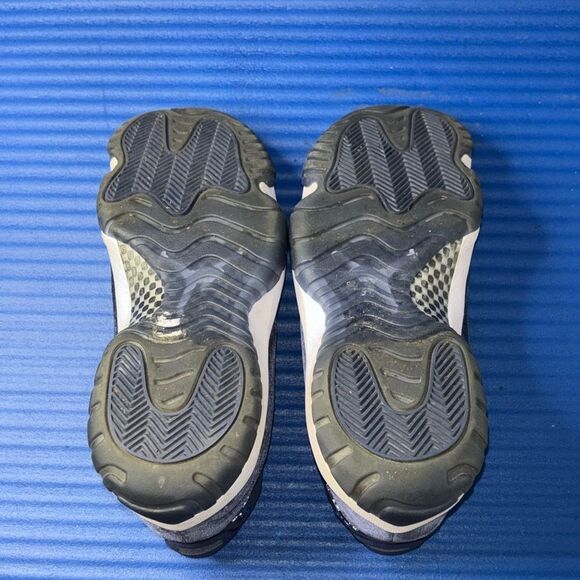 Size 7- Women’s Nike Jordan 11 Retro Midnight Navy 2022 AR0715-441 GS 5.5Y - Picture 7 of 7